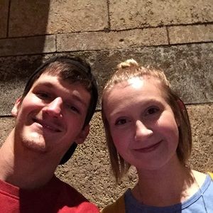 Meet your Posher, Jj